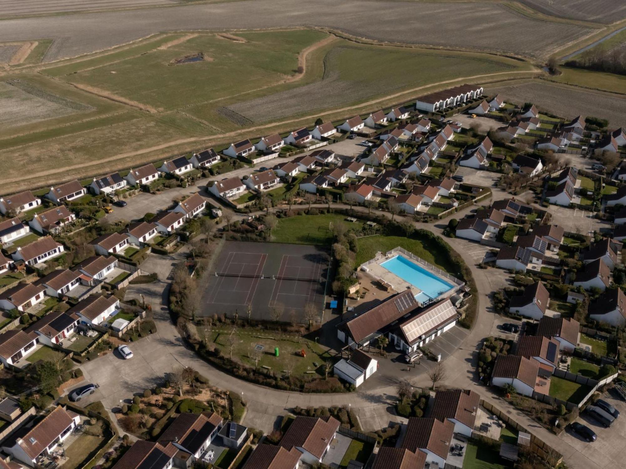 Holiday Home Zeepark Zeepolder-7 By Interhome De Haan Exteriör bild